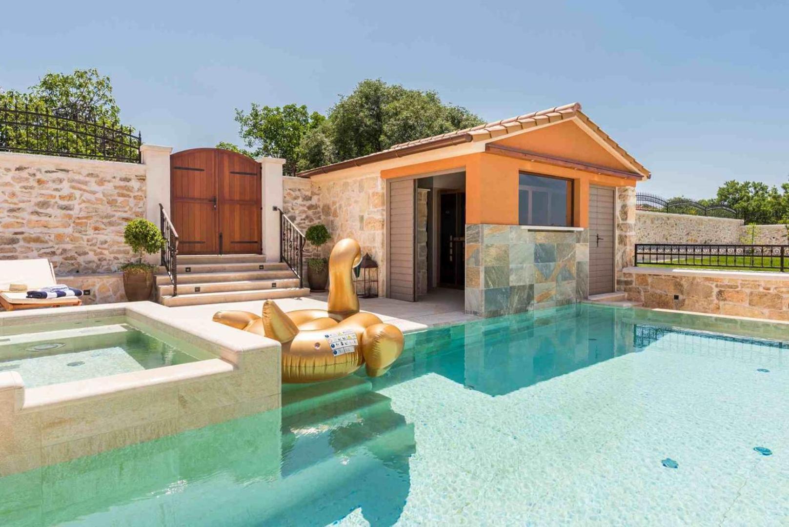 Luxury Villa Finessa Skradin 2 With Heated Pool, Jacuzzi And Sauna Exteriér fotografie